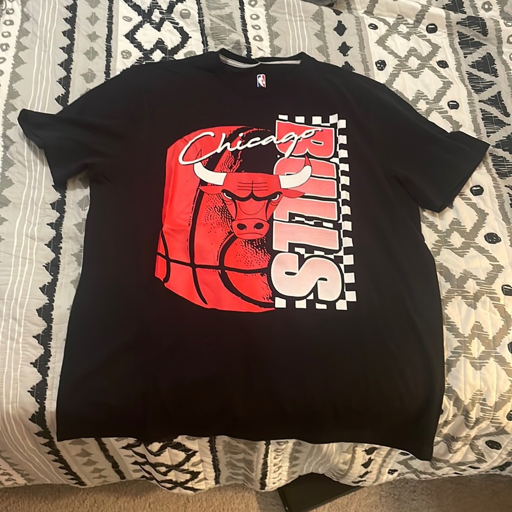 NBA Chicago bills rare short sleeve t shirt sz xl mens new